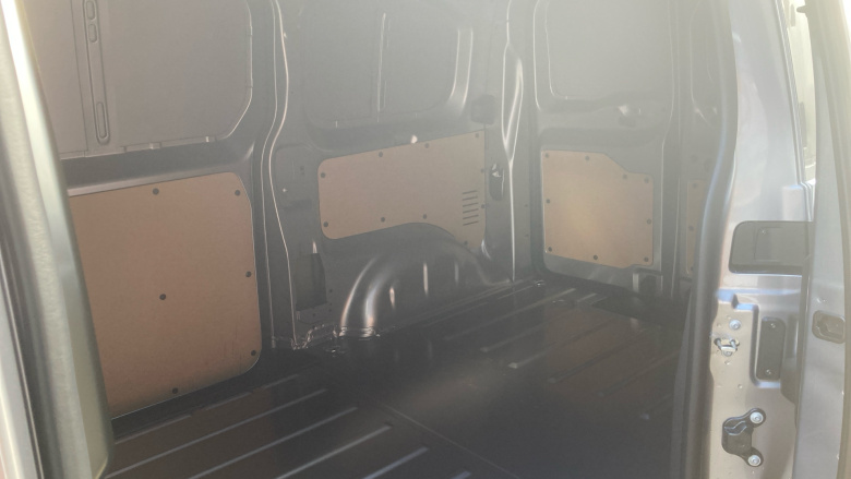 Peugeot Expert M Diesel 2.2 BlueHDi 150 Professional Van